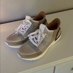 adidas ultraboost REPLICAS